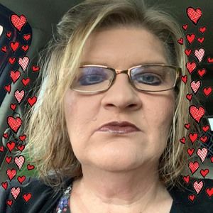 Meet your Posher, Tina